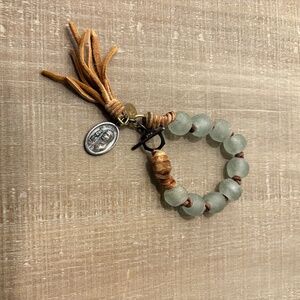 Melody Vintage Jewelry Pale Green-Blue Beaded Bracelet